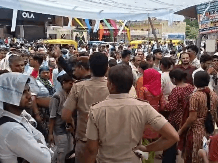 करौली में लिपिक भर्ती परीक्षा: पहली पारी में 74 फीसदी अभ्यर्थी हुए शामिल, सुरक्षा के कड़े इंतजाम