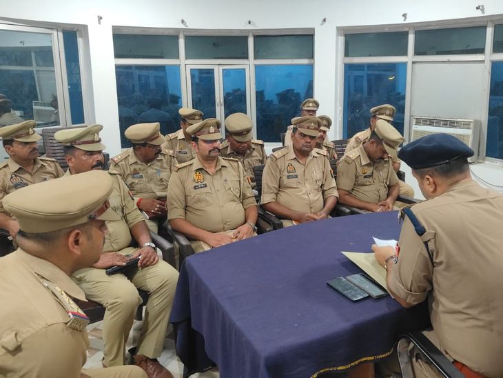 कुशीनगर पुलिस महकमे में बड़ा फेरबदल: एसपी केशव कुमार ने 11 उपनिरीक्षकों का किया तबादला