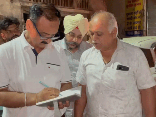 यमुनानगर: दुकान बंद कर घर लौट रहे ज्वेलर से लाखों की लूट, बदमाशों ने सिर पर पिस्टल से किया हमला
