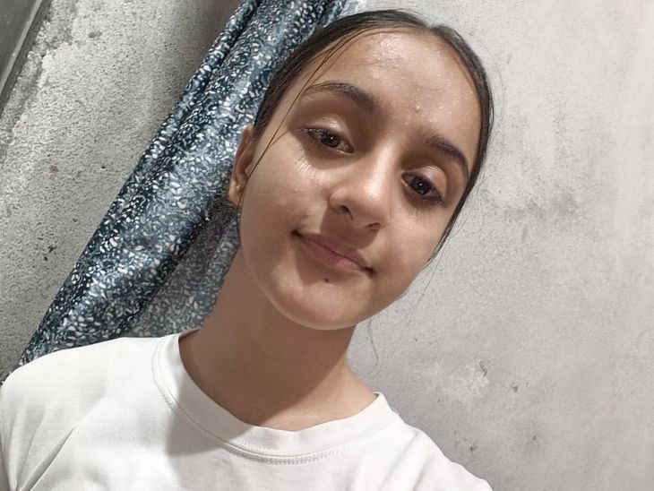 कैथल: वॉशिंग मशीन में कपड़े सुखा रही 10वीं की छात्रा को सांप ने डंसा, इलाज के दौरान मौत